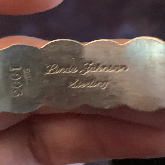 Vintage Navajo Cuff signed “Linda Johnson” - Picture 3 of 8